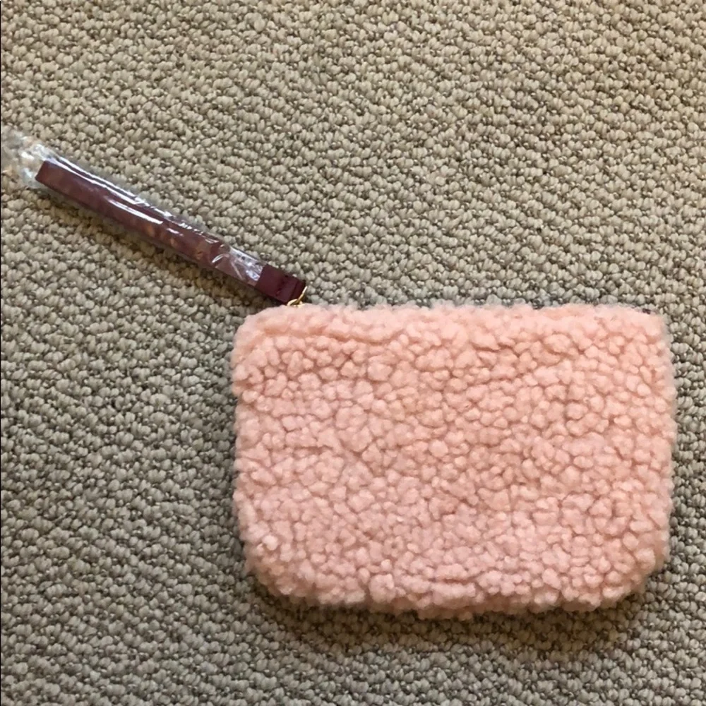 December 2020 Ipsy Bag‎
